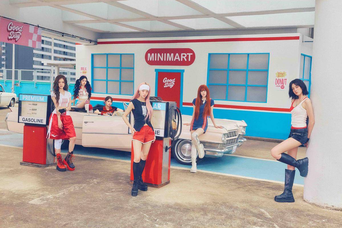 potret STAYC di special single album I WANT IT (x.com/STAYC_official)