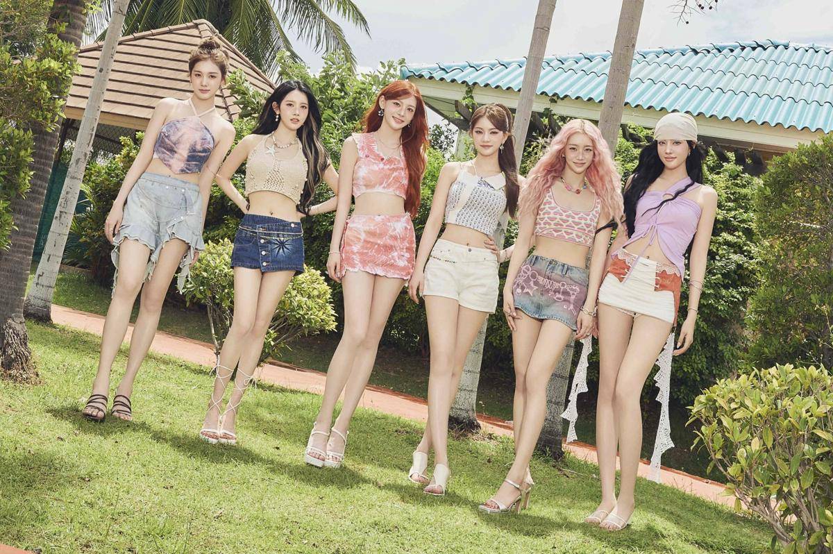 potret STAYC di special single album I WANT IT (x.com/STAYC_official)