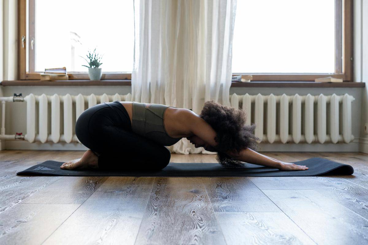 ilustrasi yin yoga