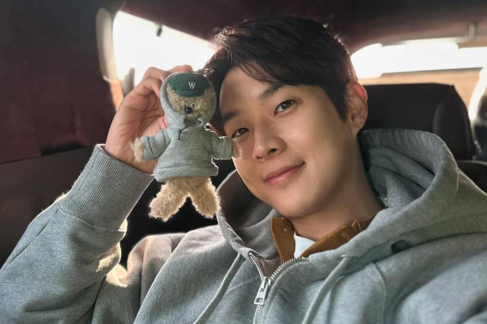 Choi Woo Shik Diincar Perankan Whale Star: The Gyeongseong (instagram.com/dntlrdl)