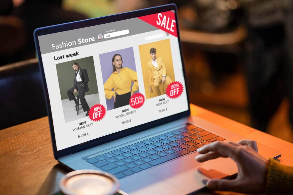 ilustrasi belanja online (freepik.com/freepik)