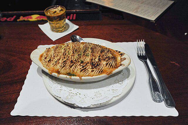 ilustrasi pastel tutup 