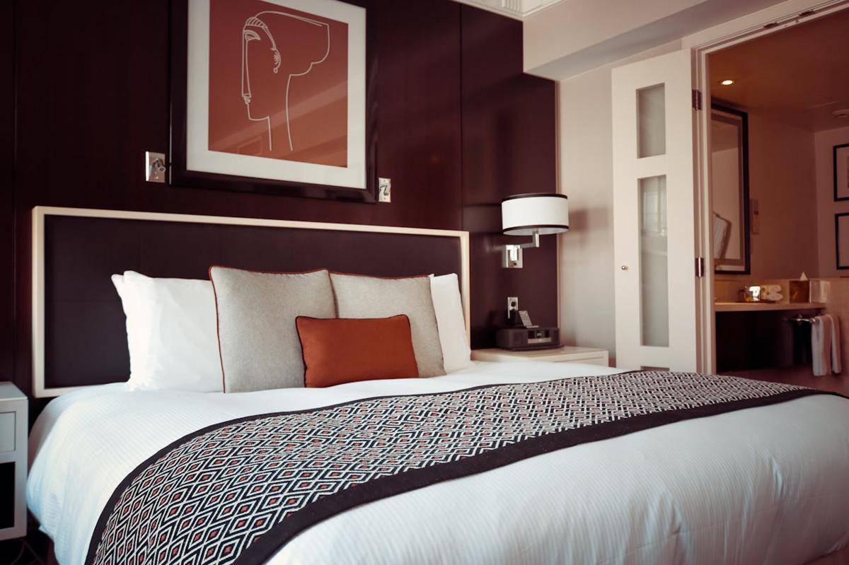 ilustrasi kamar hotel (pexels.com/Pixabay)