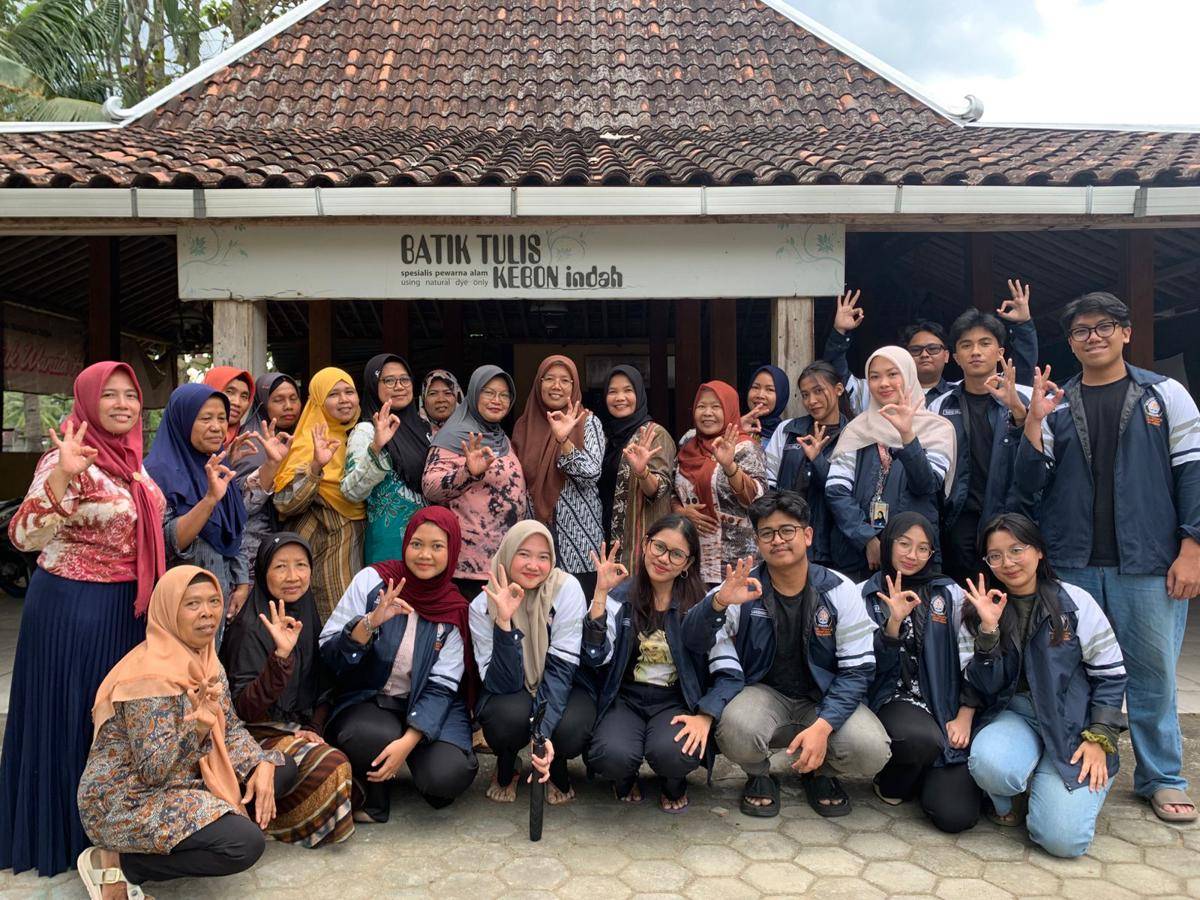 kkn undip, batik klaten, perajin batik