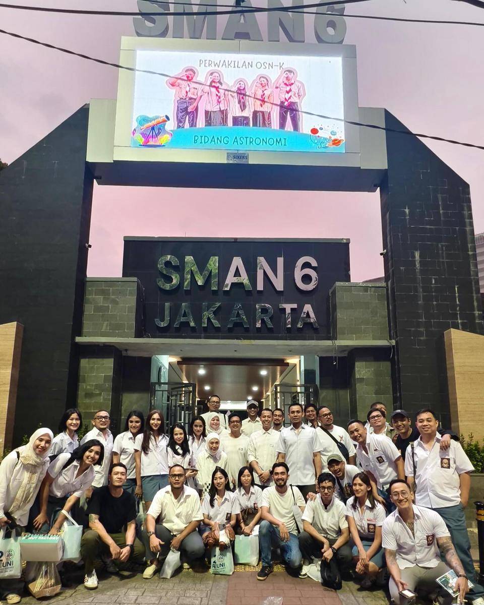 Dena Rachman Reuni SMA (Instagram.com/denarachman)