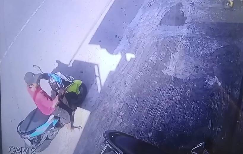 Aksi pencuri motor di Makassar terekam CCTV/Istimewa