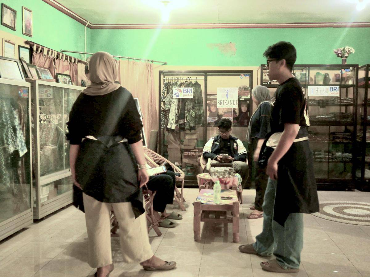 kkn undip, batik klaten, perajin batik