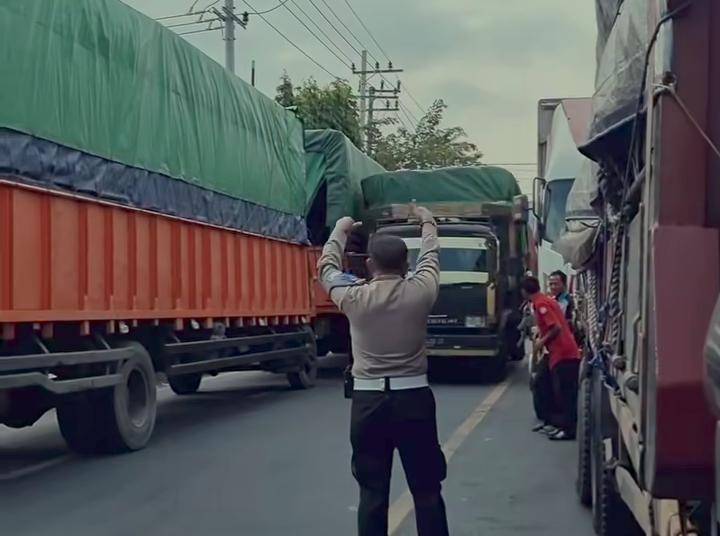 ASDP Sebut Pembatasan Kapal Jadi Penyebab Kemacetan di Ketapang