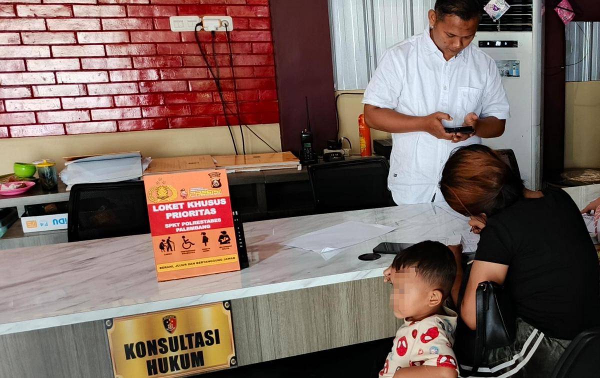 Alami KDRT, Ibu Muda di Palembang Laporkan Suami ke Polisi