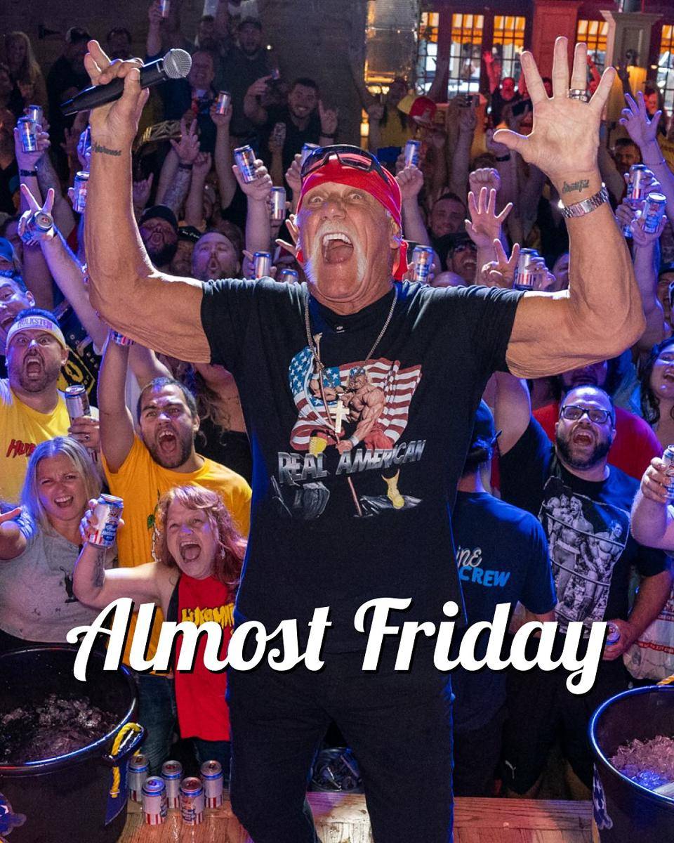 Hulk Hogan (instagram.com/hulkhogan)