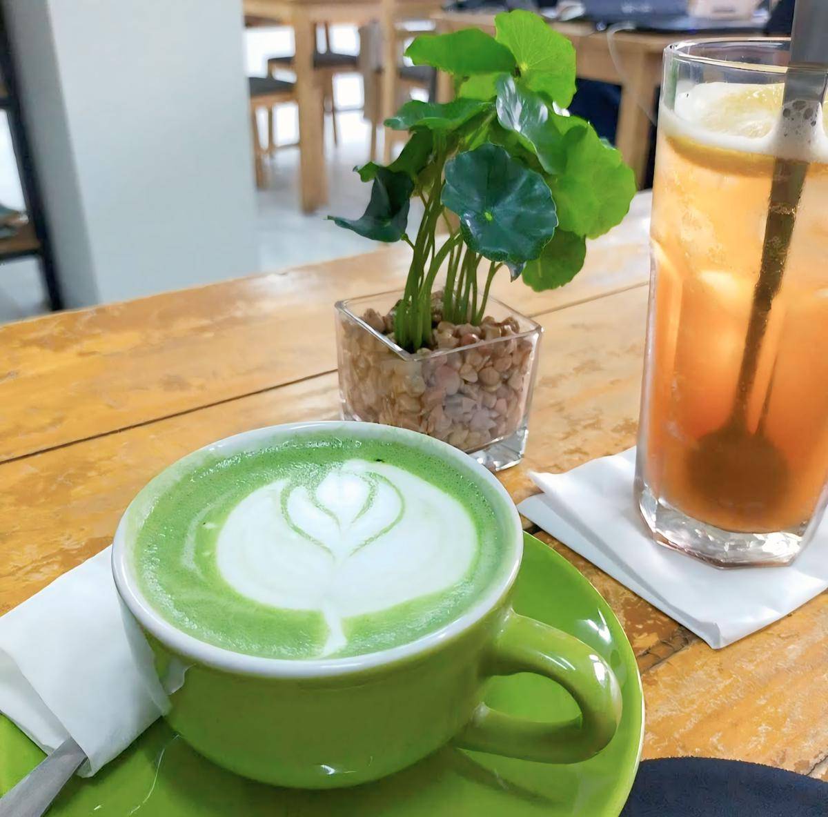 Arsa Coffee & Library (google.com/maps/Halimah Tiyas)