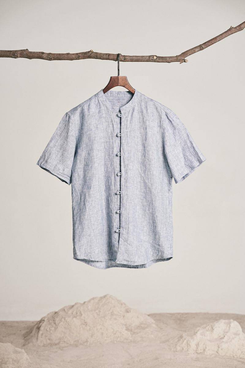 ilustrasi baju linen (unsplash.com/tian dayong)