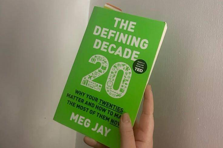 Ilustrasi buku yang harus kamu baca sebelum usia 30 tahun. (Pinterest/GEM)