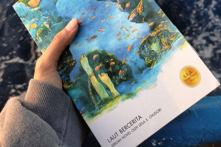 Ilustrasi buku yang harus kamu baca sebelum usia 30 tahun. (Pinterest/Nor Layla)