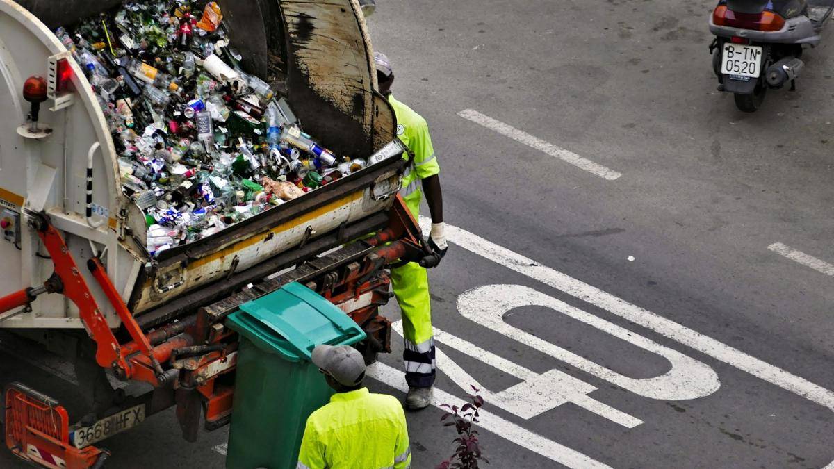 ilustrasi sampah (unsplash.com/zibik)