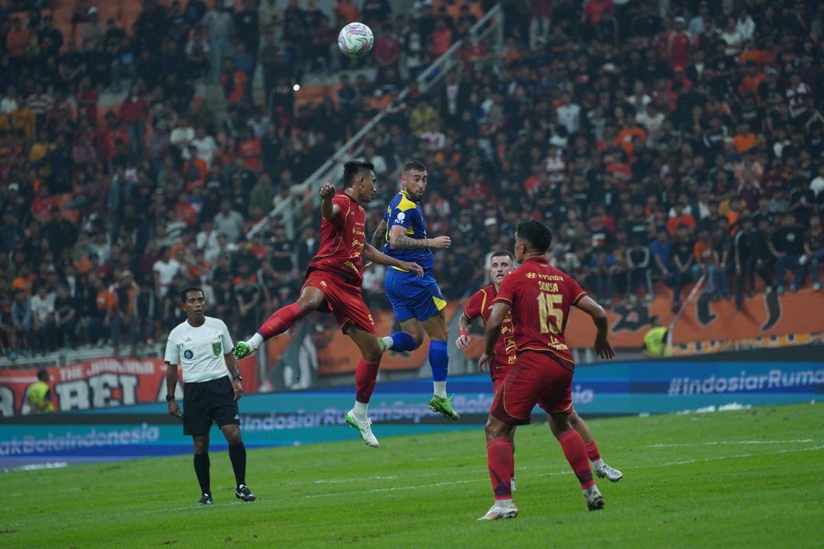 Laga uji coba Persija Vs Arema FC di JIS. (Dok. Media Officer Arema FC)