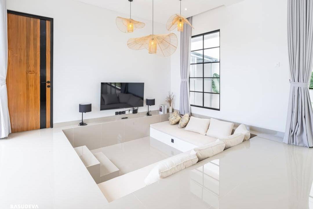 Sunken Living Room (instagram.com/basudevagroup) 