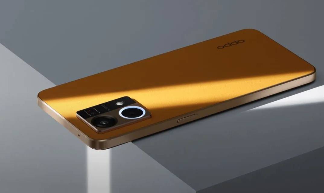 OPPO Reno 7 