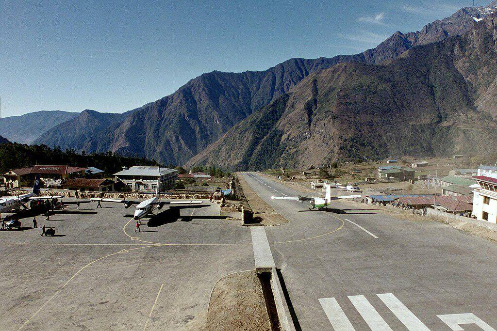 potret Bandara Tenzing Hillary (commons.wikimedia.org/David Broad)
