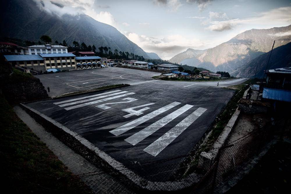 potret Bandara Tenzing Hillary (commons.wikimedia.org/Chris Marquardt)