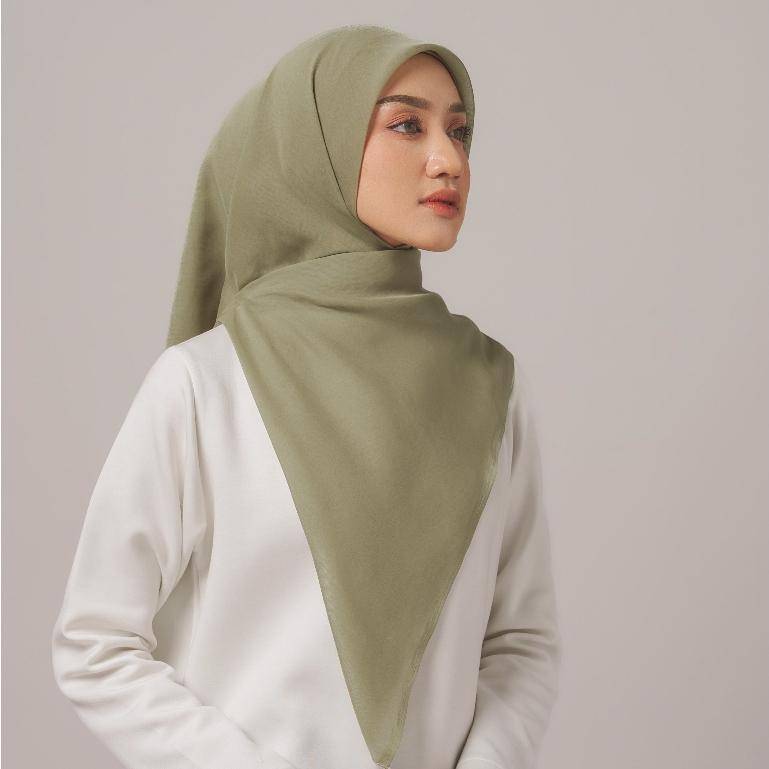 napocut Hijab - Plain Paris Jepang Premium 115 x 115 cm (shopee.co.id/naPocut Official Shop)