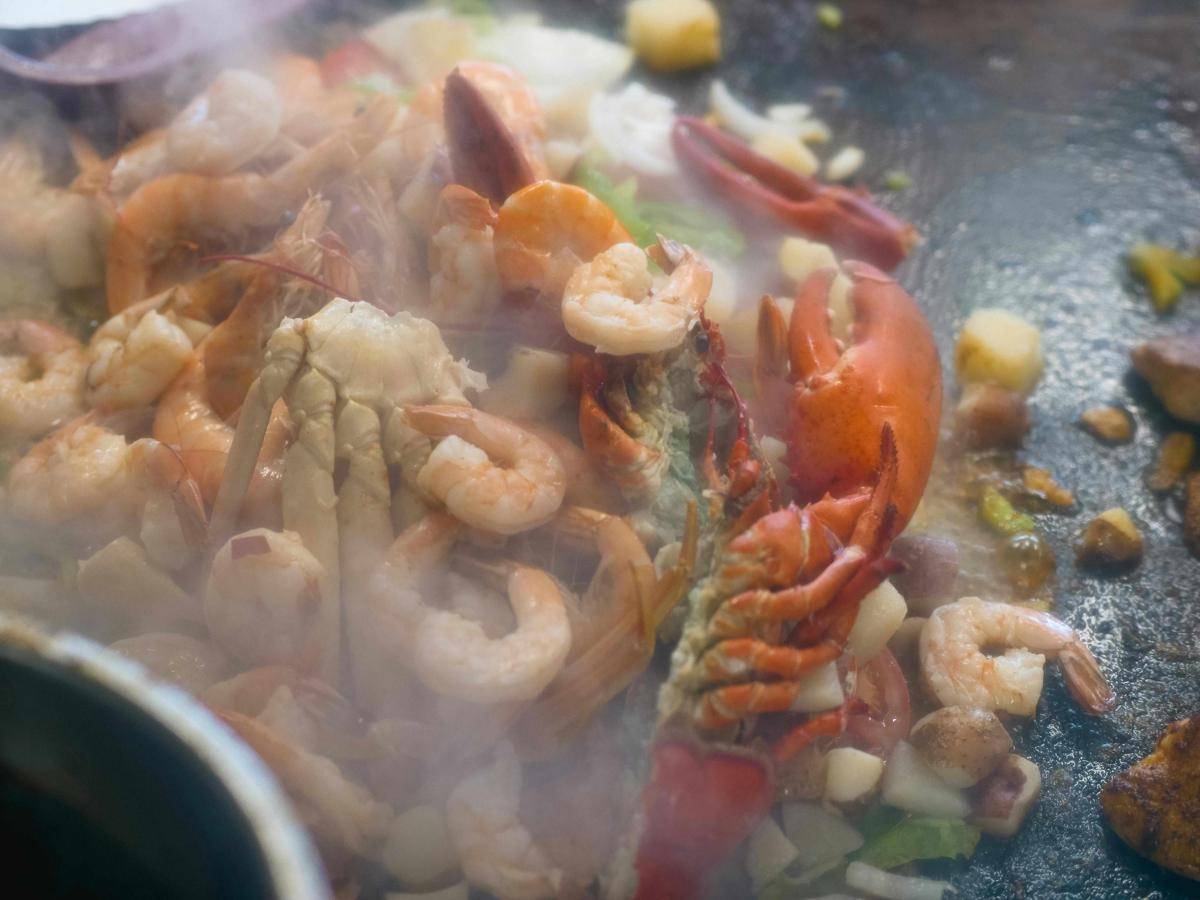 ilustrasi masak kepiting (pexels.com/Kindel Media)