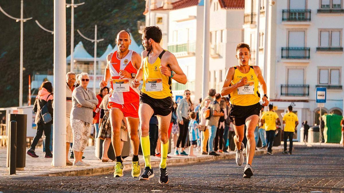 ilustrasi pelari maraton di garis finish (pexels.com/RUN 4 FFWPU)