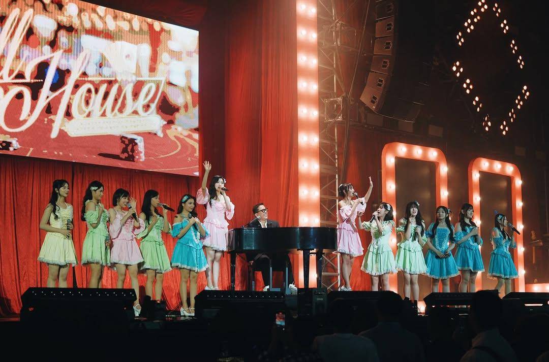 Andi Rianto dan JKT48 (instagram.com/andirianto_official)