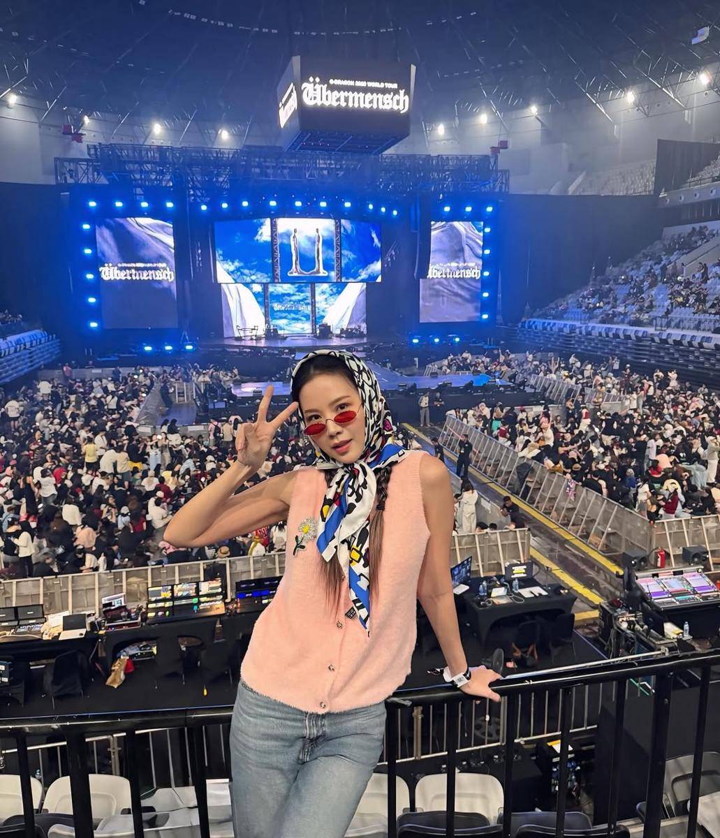 Artis Indonesia nonton konser G-Dragon Ubermensch di Jakarta