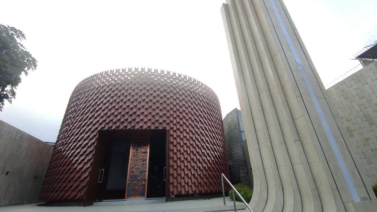 Masjid Saminah Sihyadi tampak depan. (Arika Khoiriya/IDN Times)