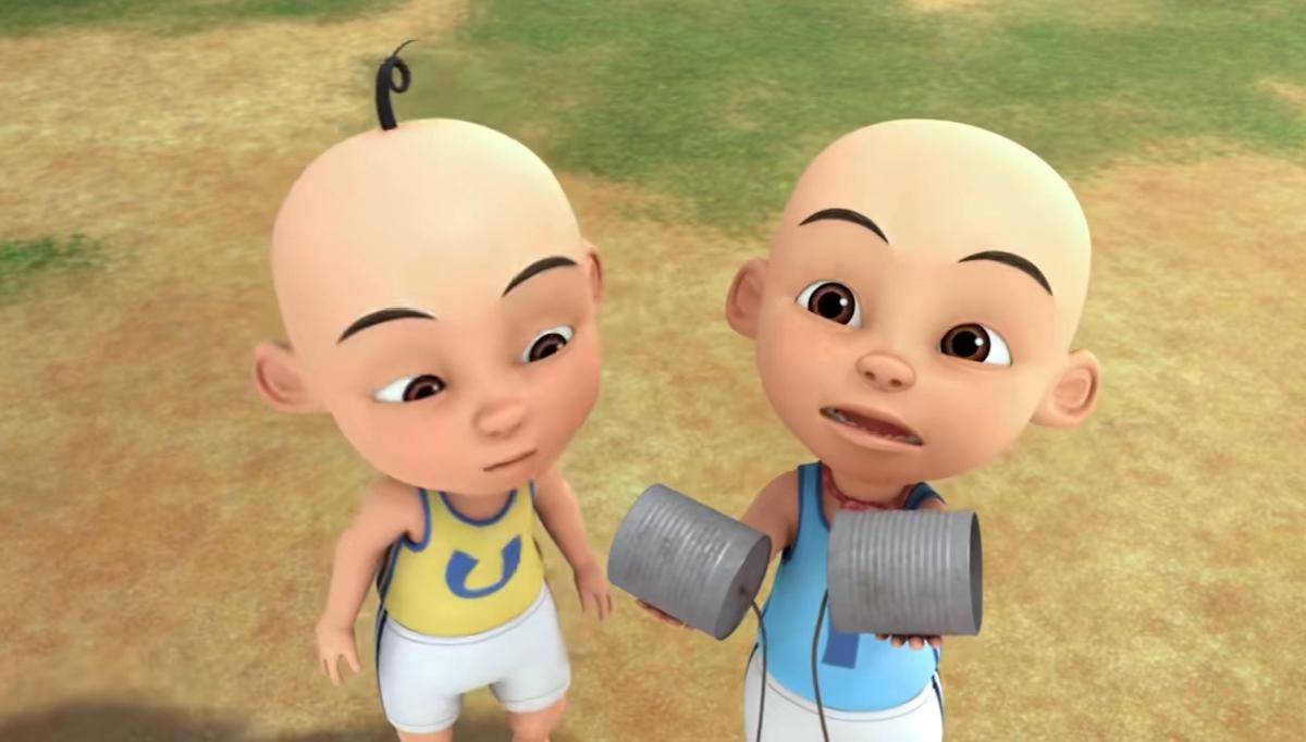 telepon kaleng (dok. Les' Copaque Production/Upin & Ipin)