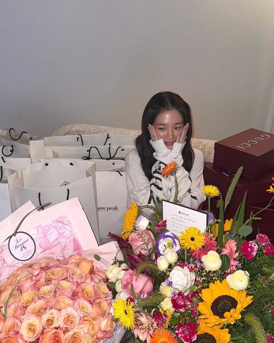 potret ulang tahun Park Gyo Young (instagram.com/lavieenbluu)