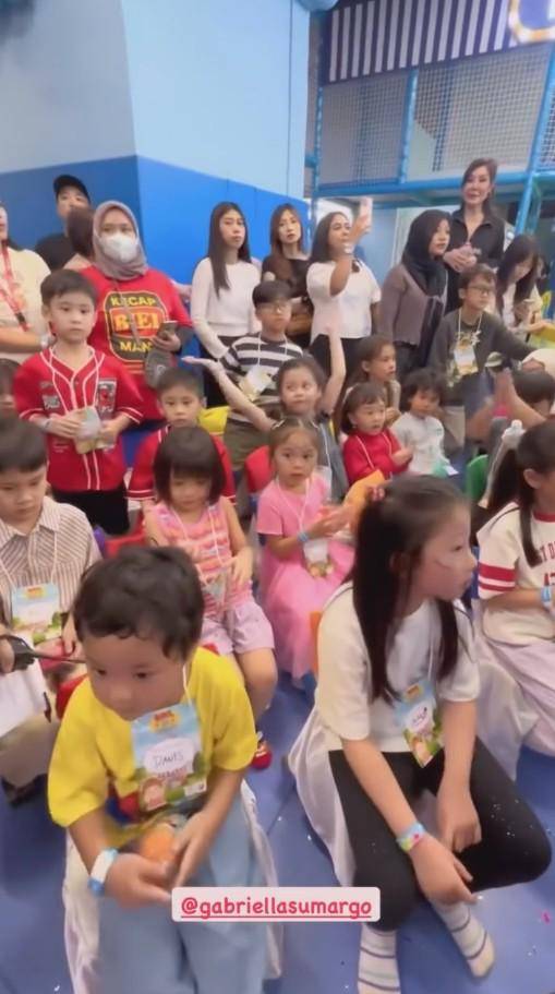 pesta ulang tahun anak Denny Sumargo (Instagram.com/oliviasumargo)