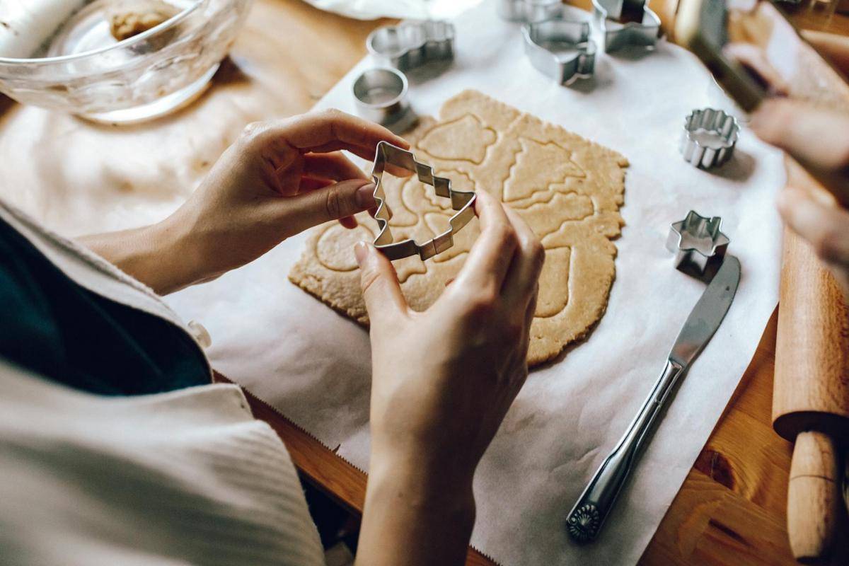 ilustrasi cetakan kue kering (pexels.com/ROMAN ODINTSOV)