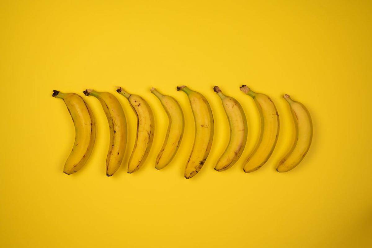Pisang (pexels.com/SHVETS production)