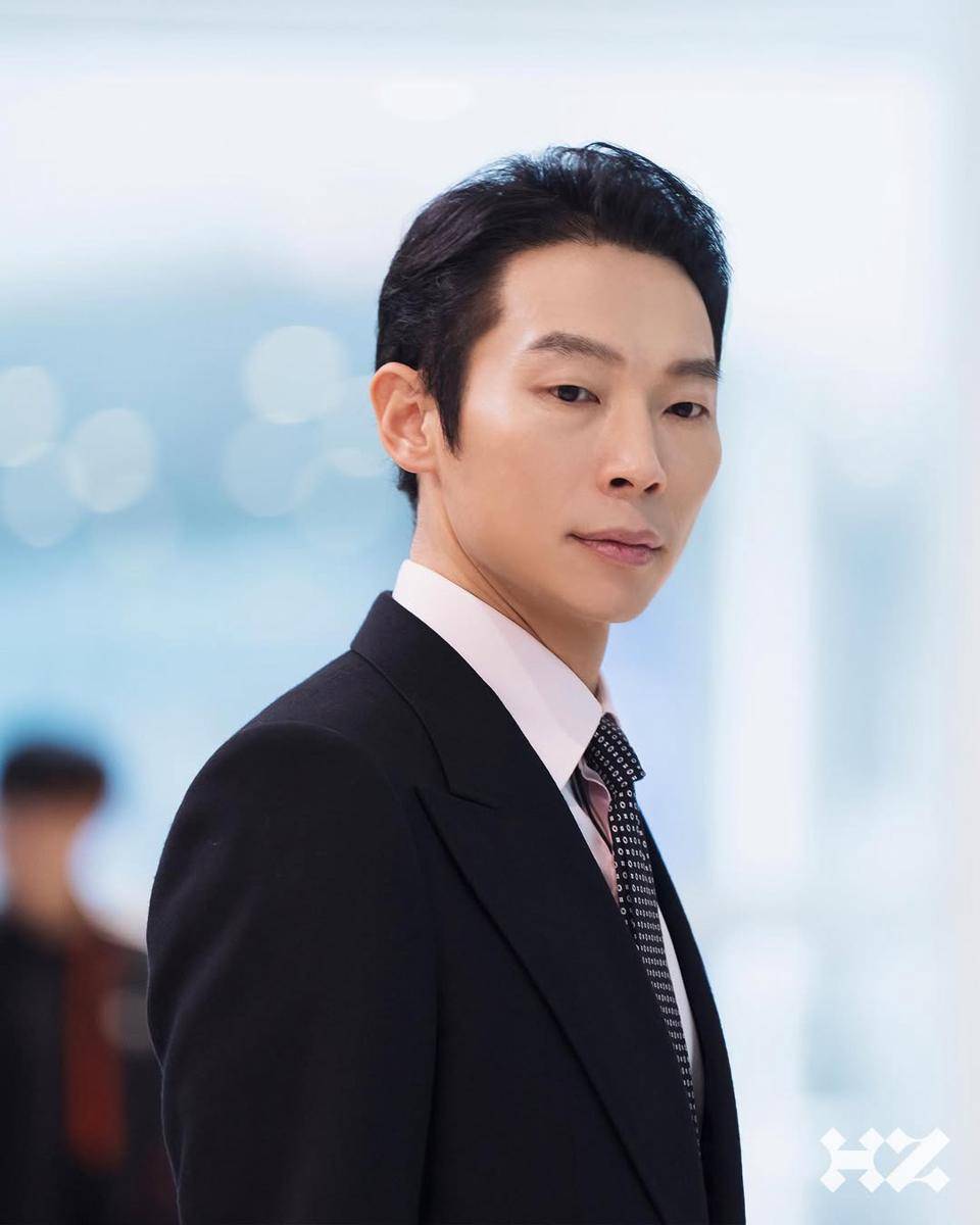 Potret Yang Kyung Won (instagram.com/highziumstudio)