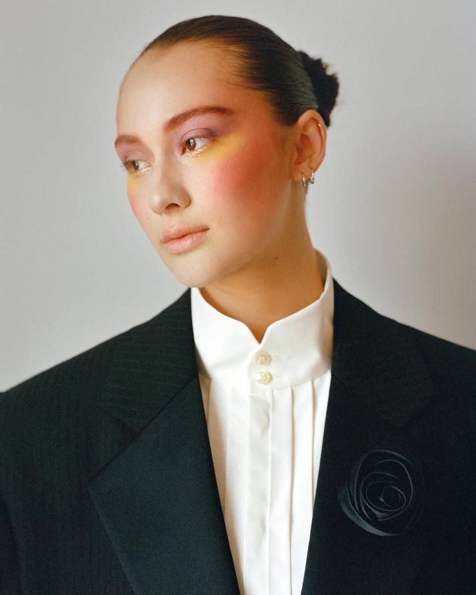 Inspirasi makeup ala Lola Tung (instagram.com/lola.tung)