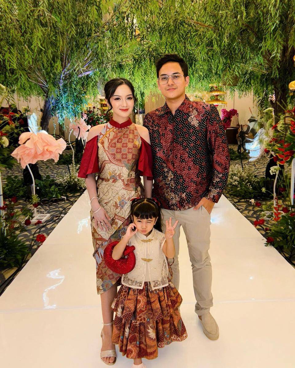 artis di ulang tahun Ria Ricis (Instagram.com/riaricis1795)