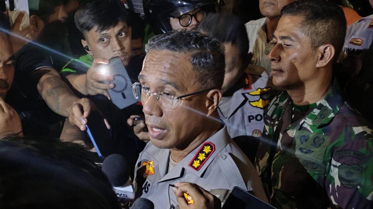 Kapolres Jakarta Selatan Menjelaskan Pasar Taman Puring Kebakaran