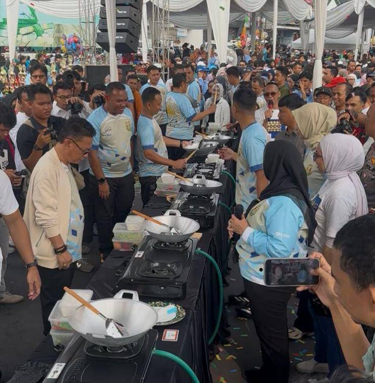 Kue Sekubal Raih Rekor MURI Ditopang Masak Pakai Gaslink PGN