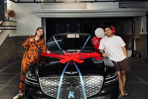 Aaliyah Dapat Kado Mobil Mewah (Instagram.com/thariqhalilintar)