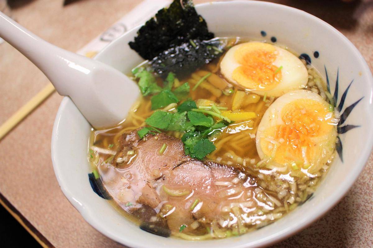 ilustrasi ramen kuah kaldu ayam (pixabay.com/Chun-San)