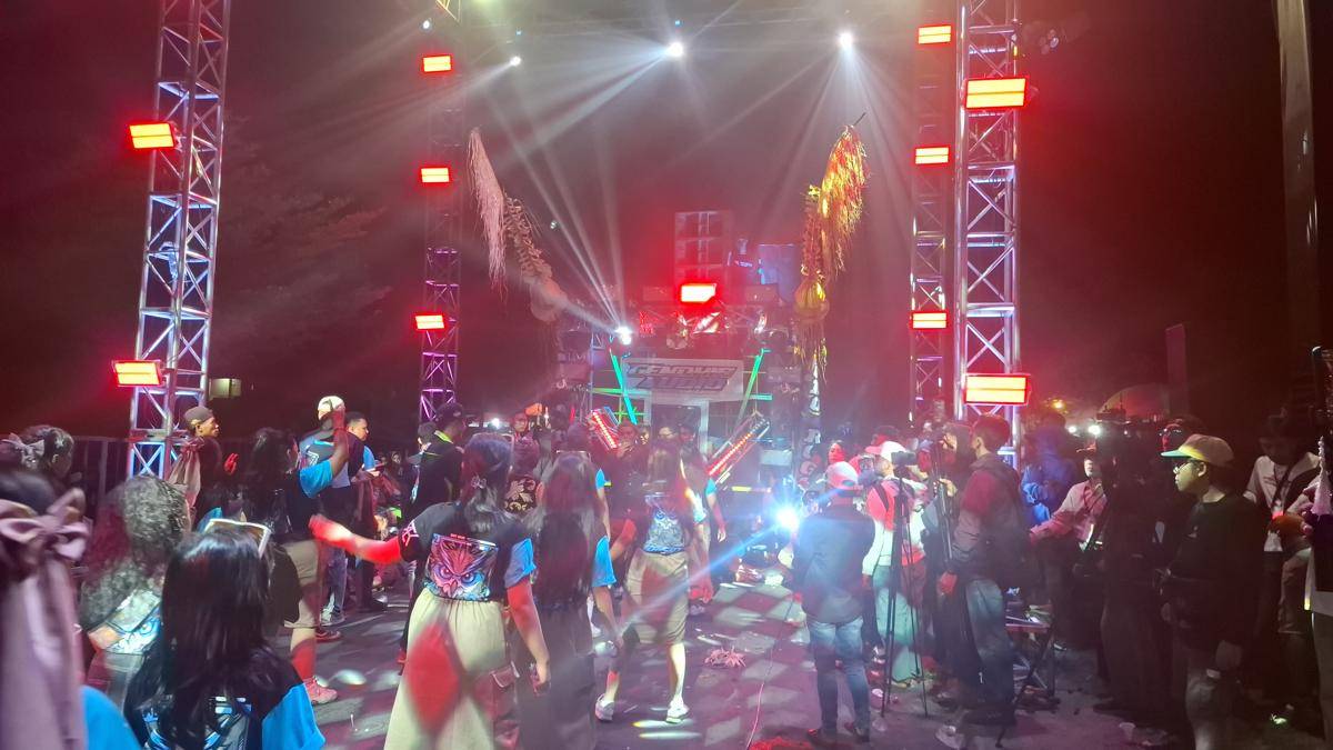 Sound horeg di Karnaval Desa Ampeldento, Kabupaten Malang. (IDN Times/Rizal Adhi Pratama)