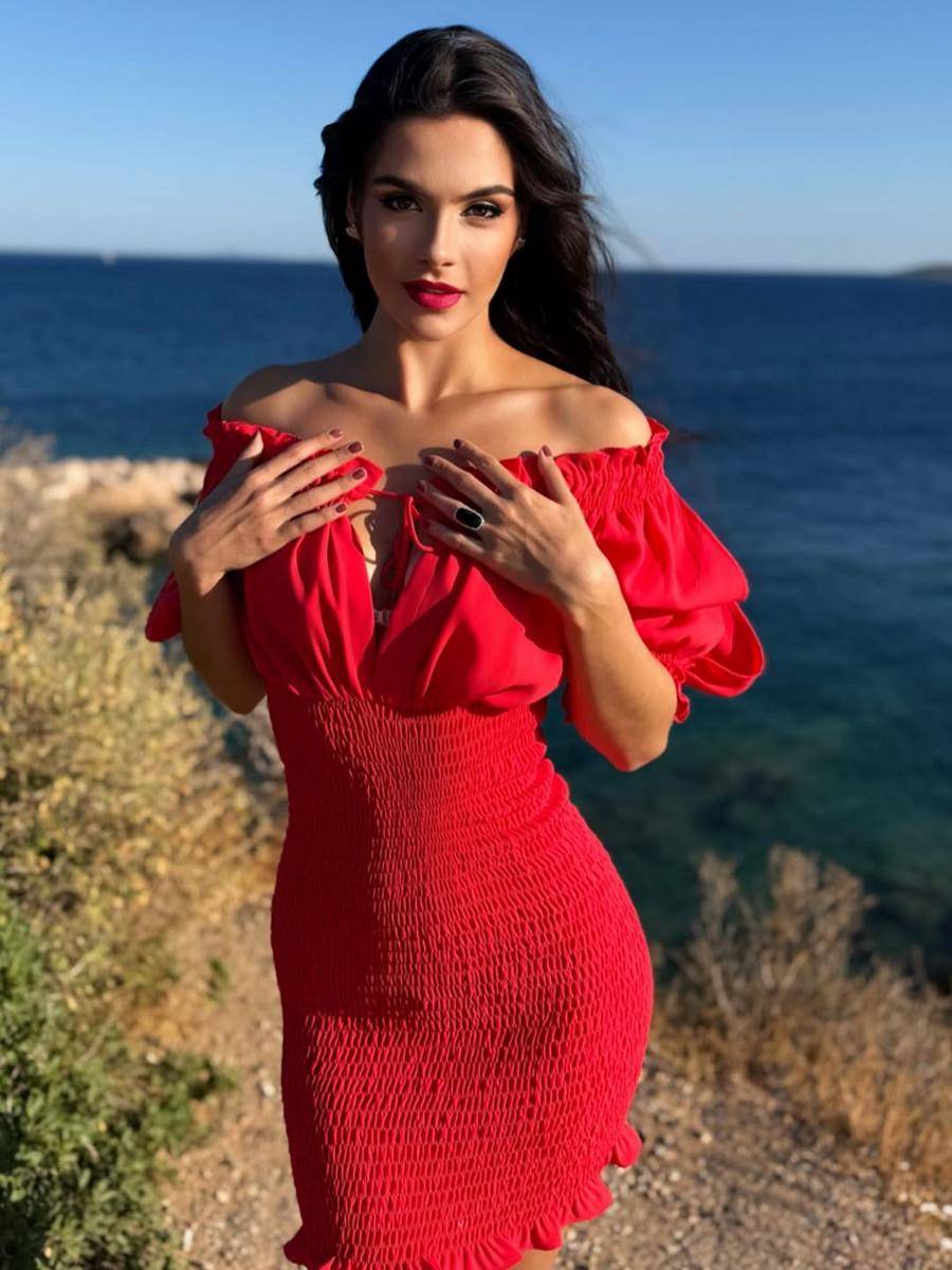 potret Daniela Palousi, Miss International Yunani 2025 (instagram.com/daniela_palousi)