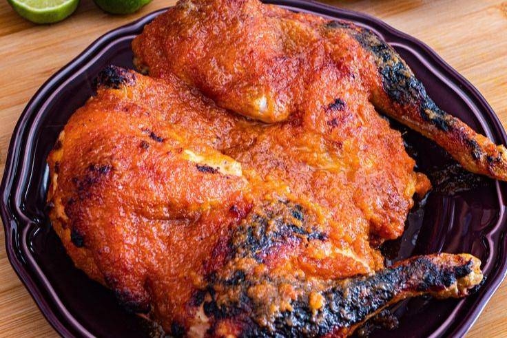 Ilustrasi ayam Taliwang, selalu dicari turis. (Pinterest/Dumplings and More)