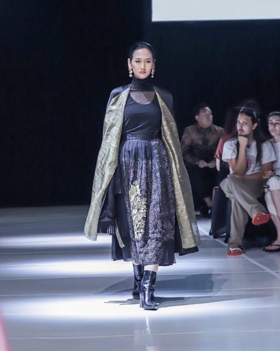 Koleksi REONVE di JF3 Fashion Festival 2025 (dok. ADE OYOT)