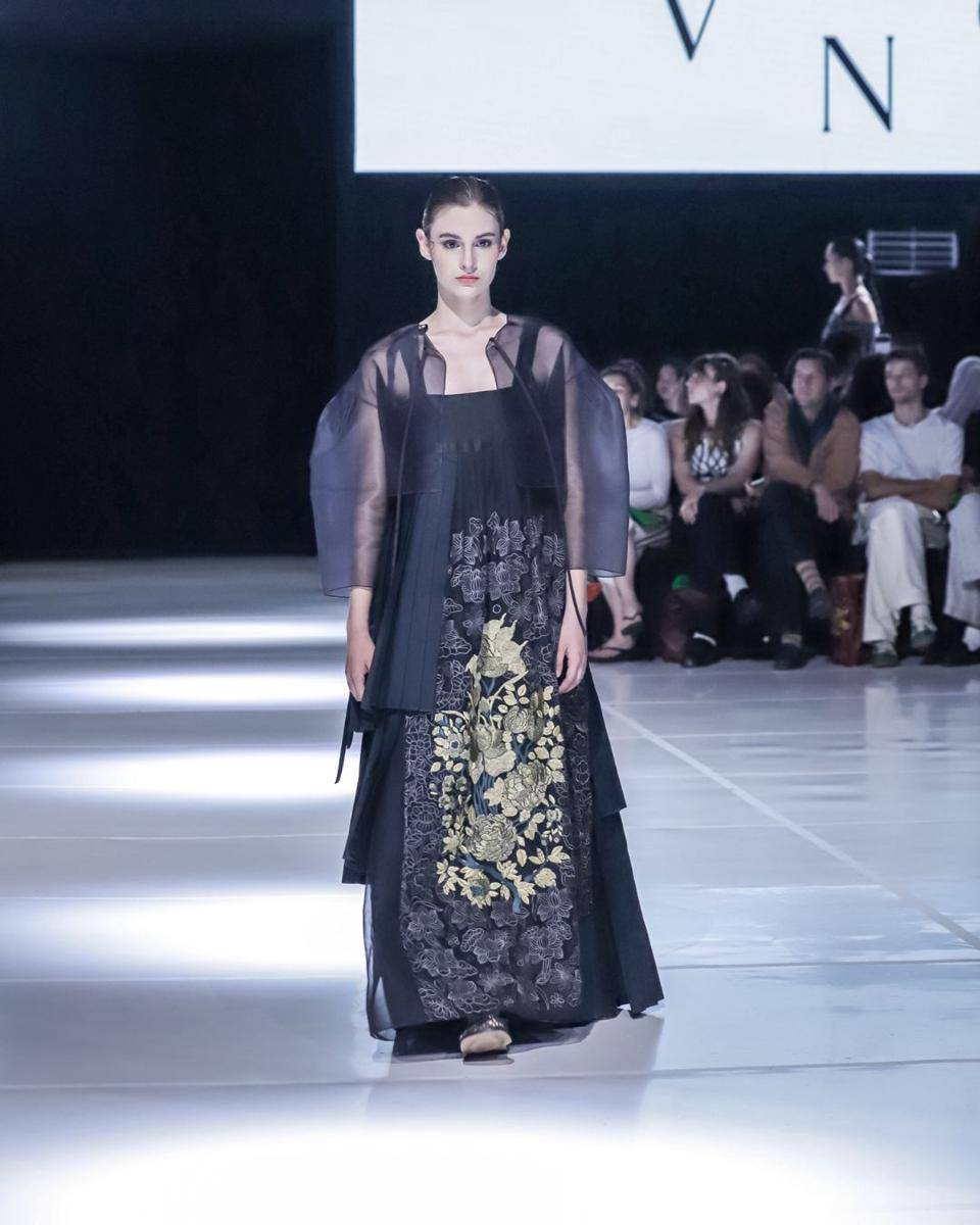 Koleksi REONVE di JF3 Fashion Festival 2025 (dok. ADE OYOT)