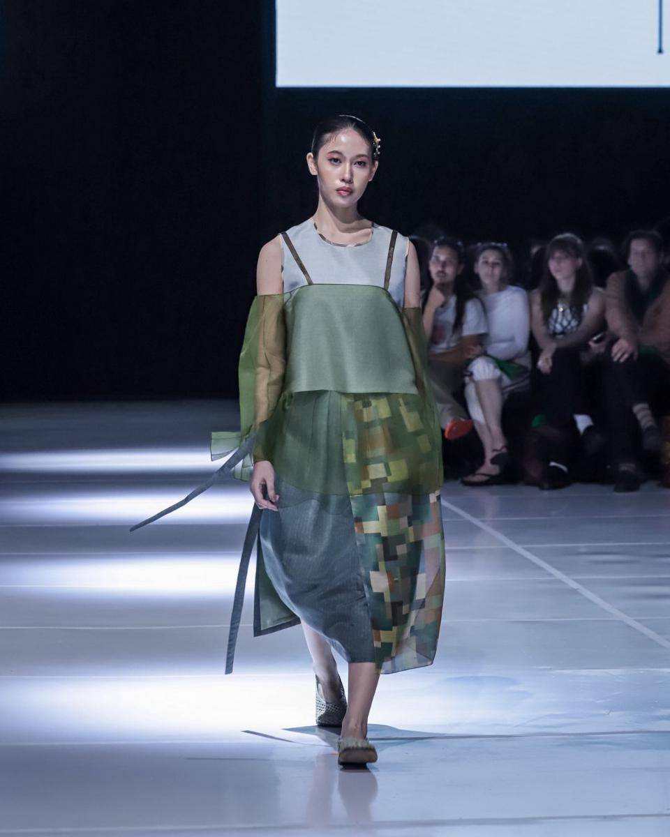 Koleksi REONVE di JF3 Fashion Festival 2025 (dok. ADE OYOT)