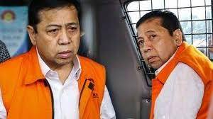 Setya Novanto divonis 15 tahun penjara, denda Rp 500 juta, dan dicabut hak politiknya akibat korupsi e-KTP senilai Rp 574 miliar yang rugikan negara Rp 2,3 triliun.  Source (Antara News)