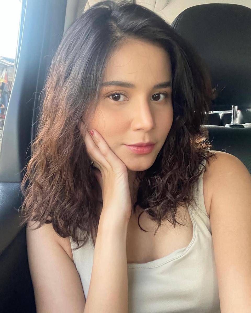 ide hairstyle buat daily ala Yunita Siregar (instagram.com/yunitasiregar)